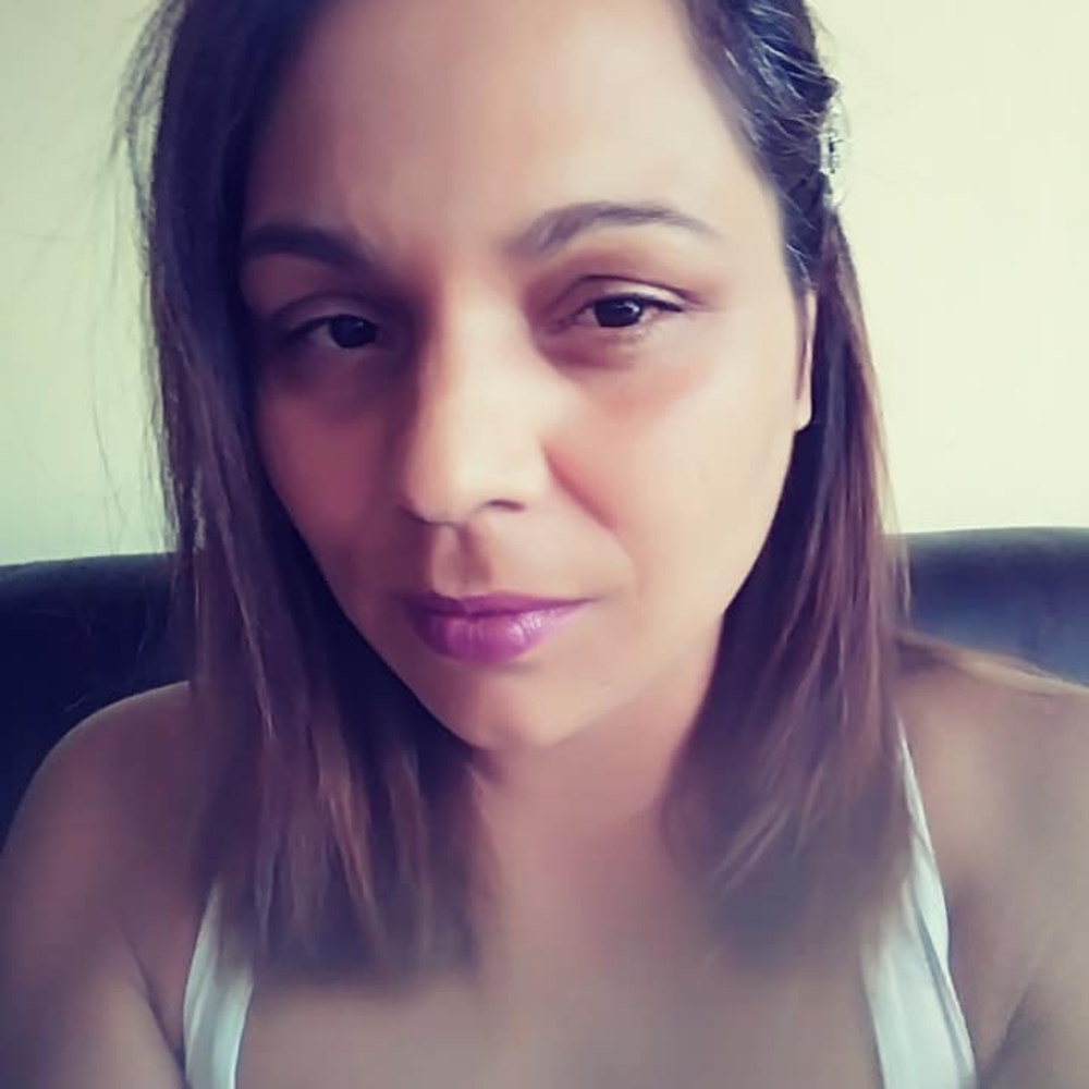 Meet your Posher, Yenssi